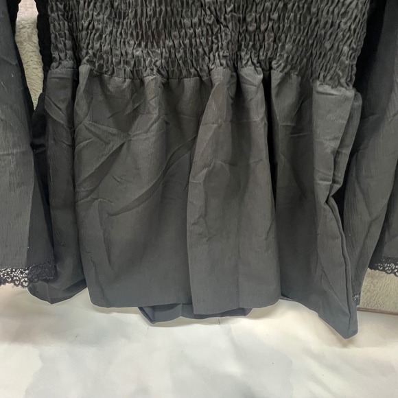 ELESOL Black Smocked Peplum Blouse XL Bell Sleeve Lace Trim Boho Renaissance - Picture 7 of 10